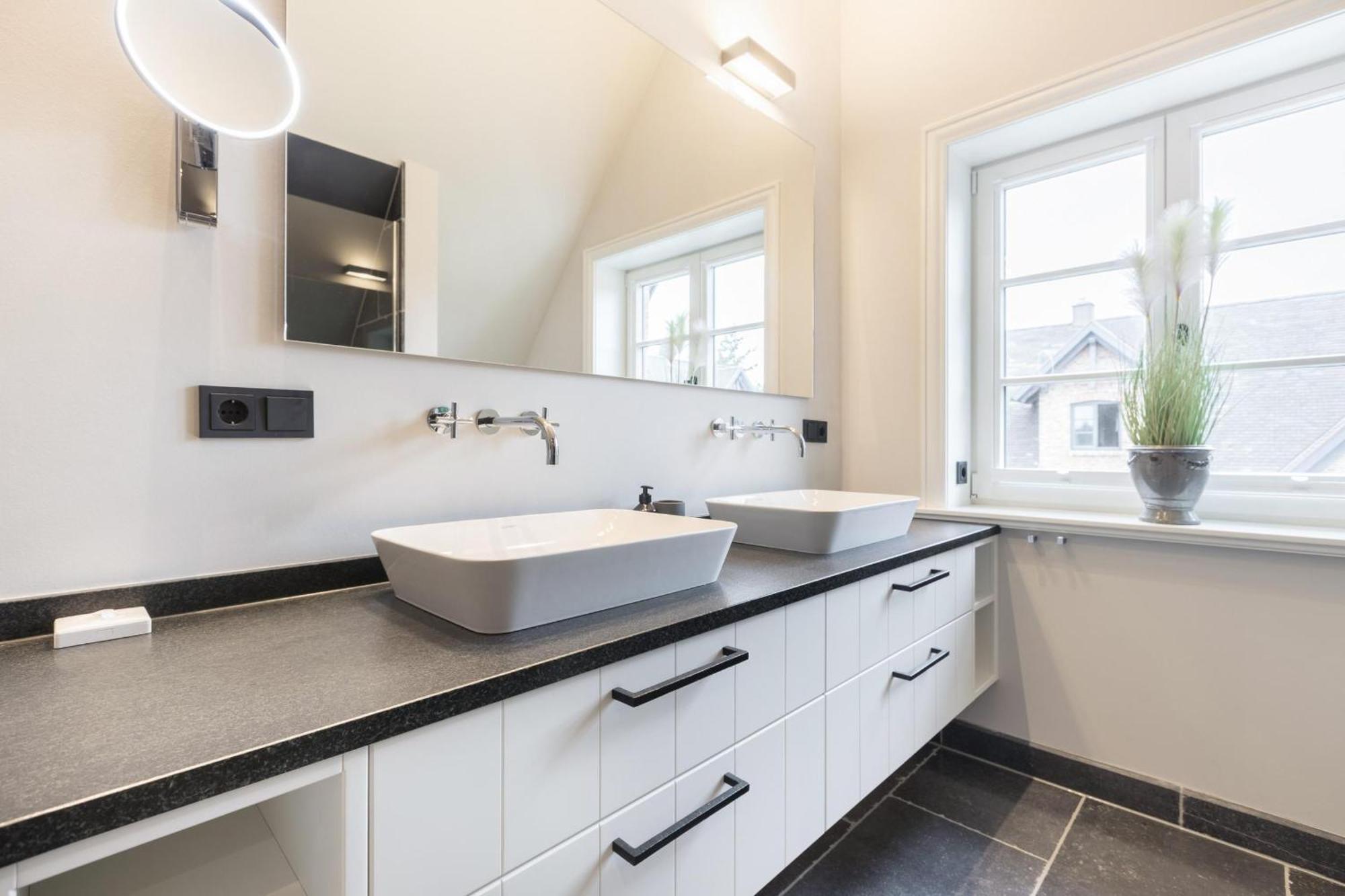 Ferienhaus Finoah - Leben, Luxus, Leichtigkeit Hinter Der Duene In Westerland Sylt Exteriör bild